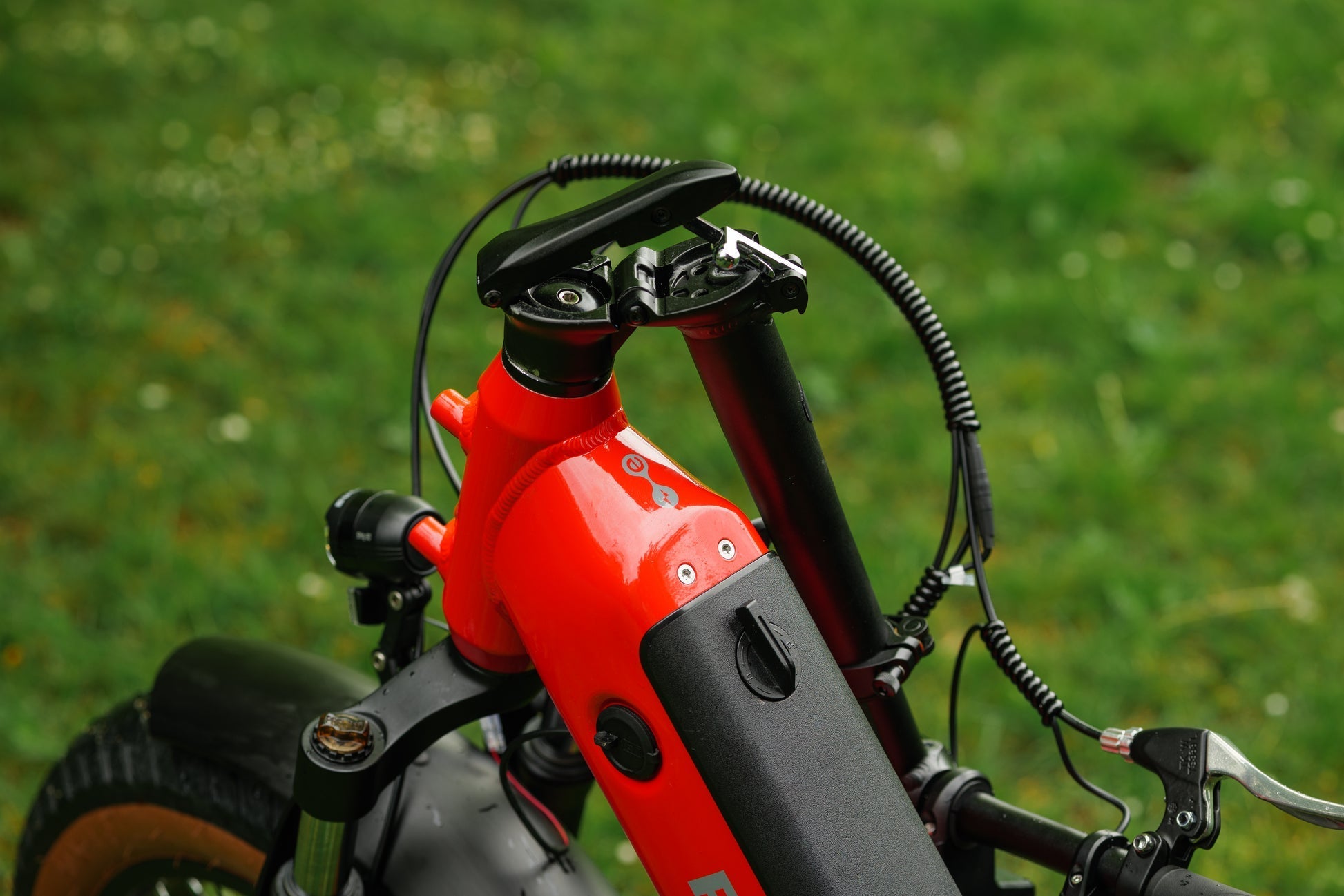 Roxform IGNIS Step - Through Folding City Electric Bike 250W - BikeVentures